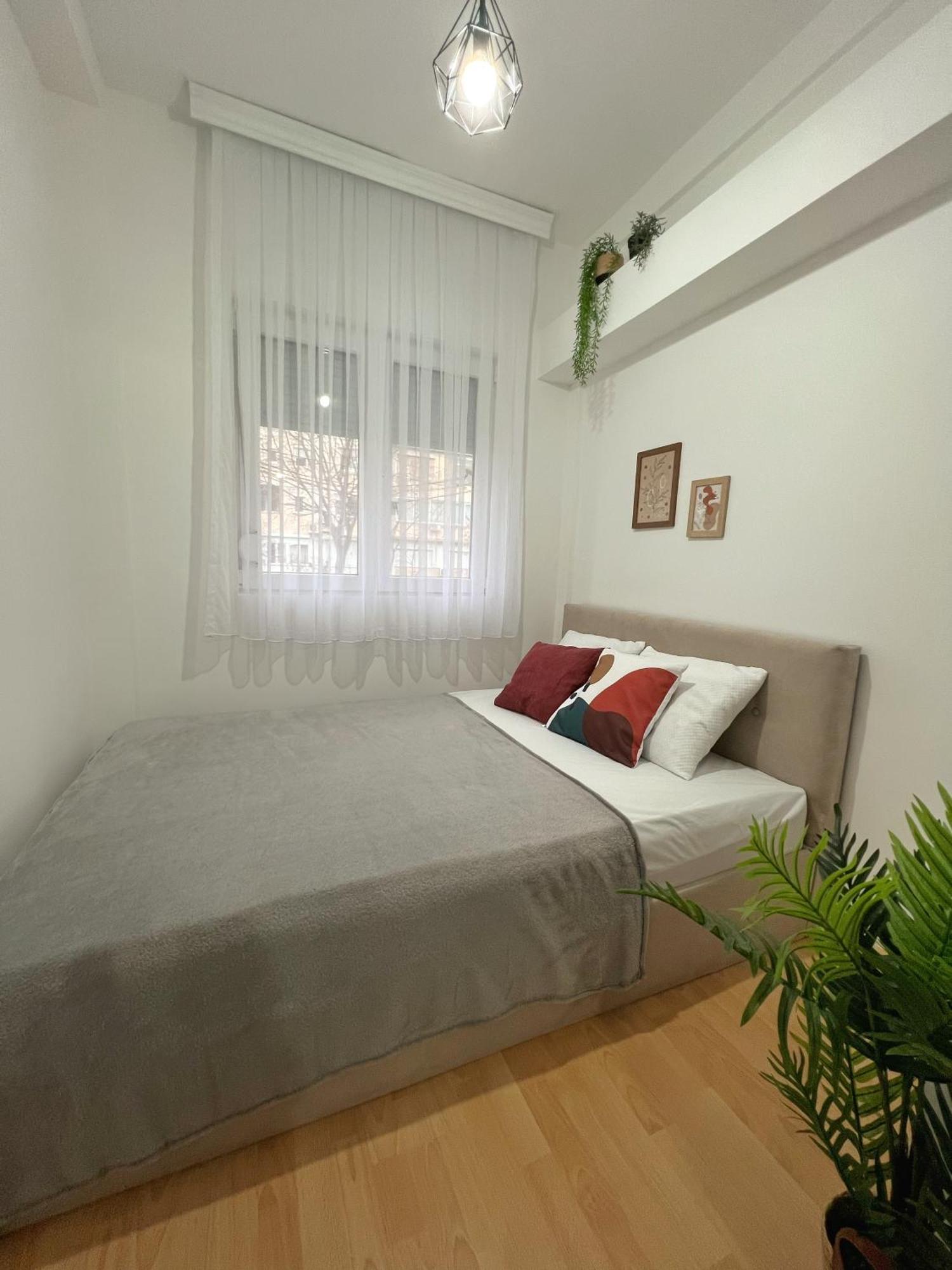 Charming 2 Bedroom Apartment Escópia Exterior foto